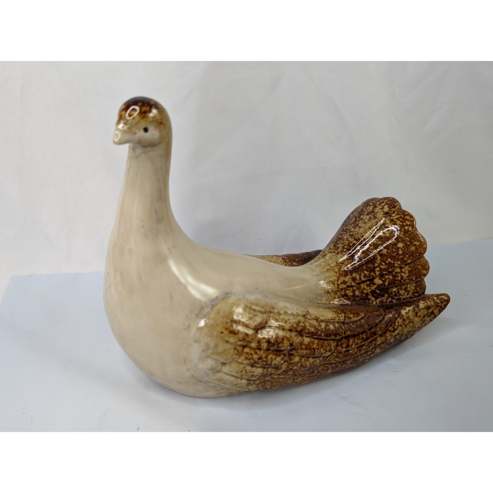 Pigeon Dove Bird Ceramic Figure 7 Inch Tall